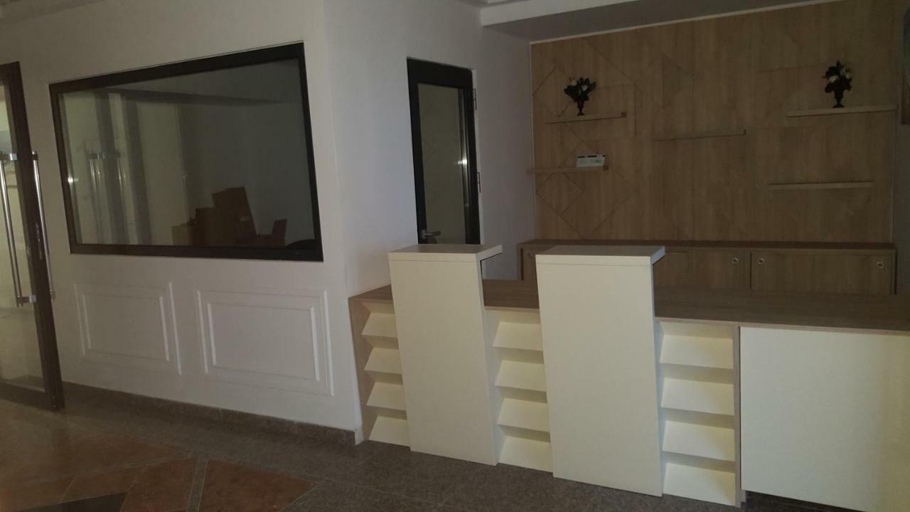 The Horse - De Silva Residence Mamaia Exteriör bild